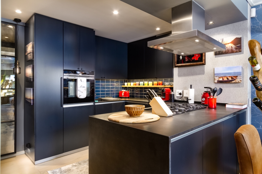 To Let 1 Bedroom Property for Rent in Green Point Western Cape